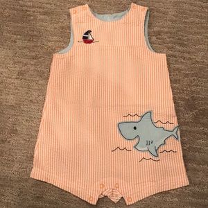Searsucker romper! So cute! Like new!